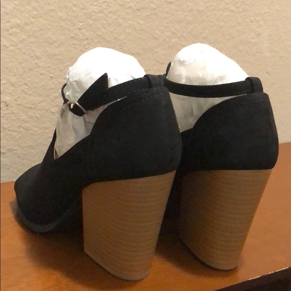 Bootie - Picture 3 of 5